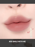 LILYBYRED Smiley Lip Blending Stick 0.8g